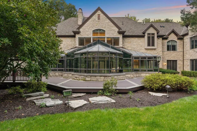$2,275,000 | 219 Crabapple Lane, Valparaiso, IN 46383