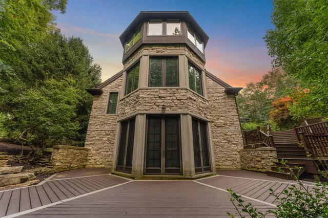 $2,275,000 | 219 Crabapple Lane, Valparaiso, IN 46383