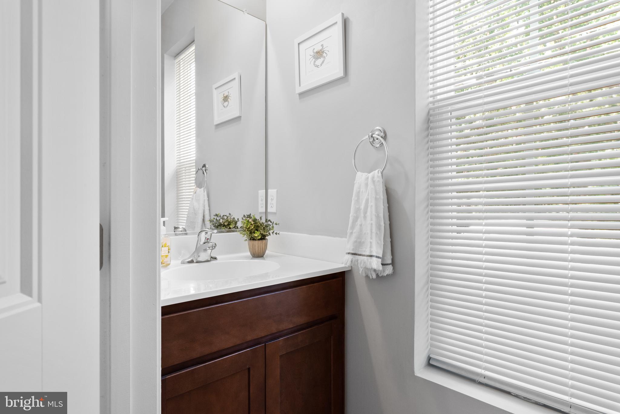 1305 Steamboat Road Shady Side, MD 20764 - Photo 20 of 40 Powder Room on main level