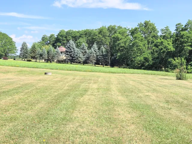 $349,000 | 19-28 Hidden Valley Drive, Lanark, IL 61046