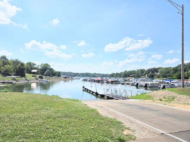 $349,000 | 19-28 Hidden Valley Drive, Lanark, IL 61046