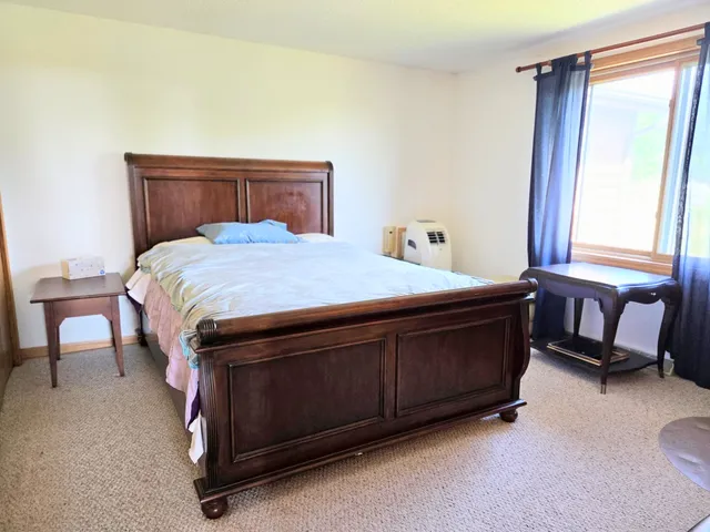 $349,000 | 19-28 Hidden Valley Drive, Lanark, IL 61046