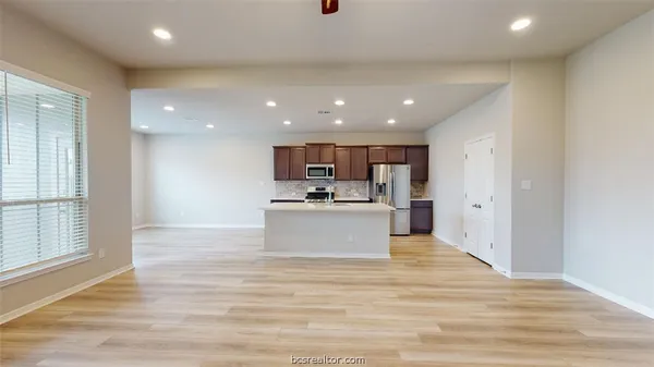 $2,500 | 6335 Spartan Drive, College Station, TX 77845