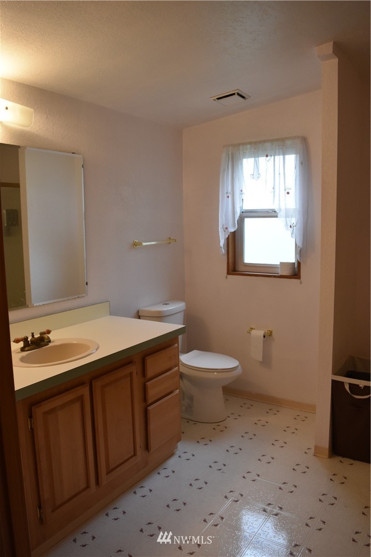 531 Cloquallum Road Elma, WA 98541 - Photo 8 of 22 Gallery Image 8
