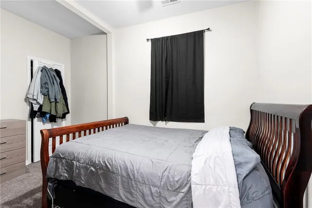 $120,000 | 1120 Splitlog Avenue, Kansas City, KS 66102