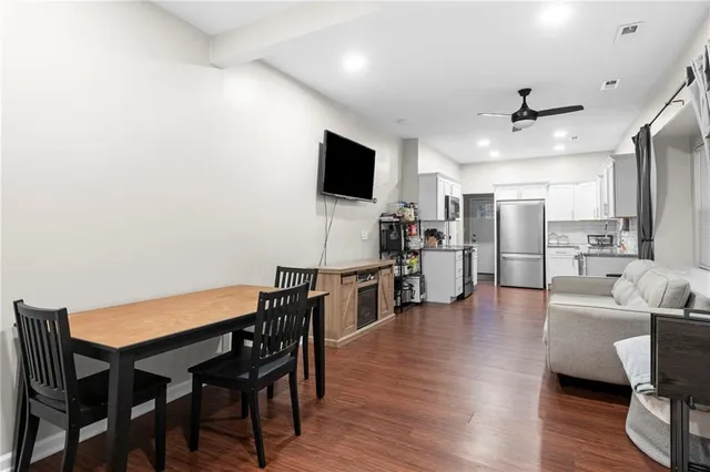 $120,000 | 1120 Splitlog Avenue, Kansas City, KS 66102