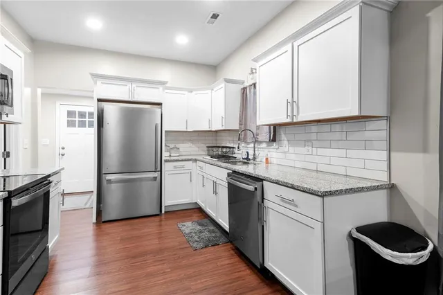 $120,000 | 1120 Splitlog Avenue, Kansas City, KS 66102