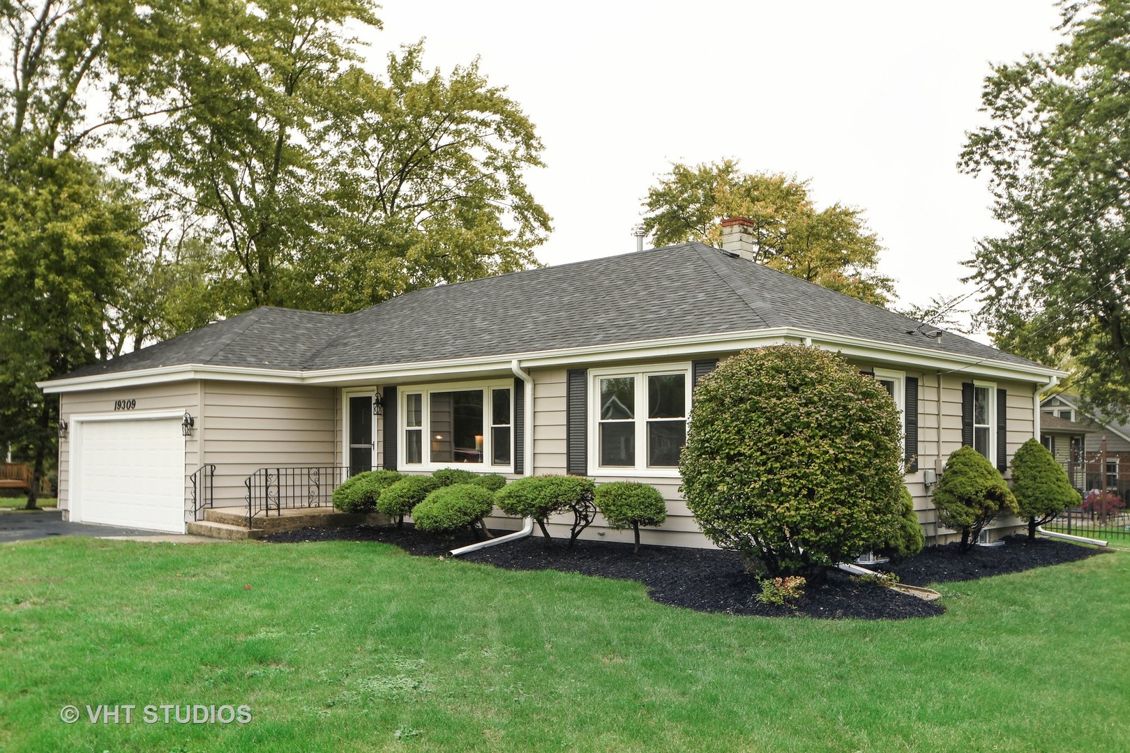 19309 Wolf Road Mokena, IL 60448 - Photo 1 of 10