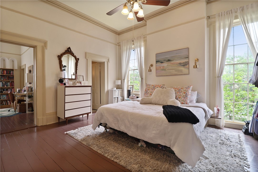 24 East Jones Street Savannah, GA 31401 - Photo 20 of 48