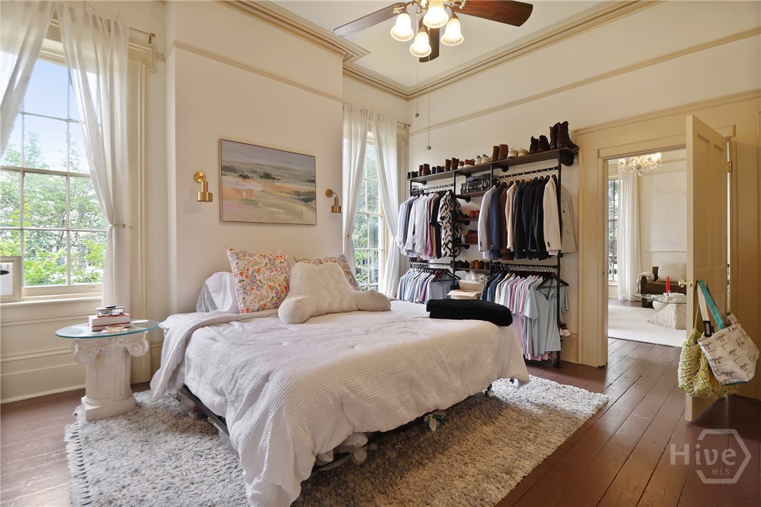 24 East Jones Street Savannah, GA 31401 - Photo 21 of 48