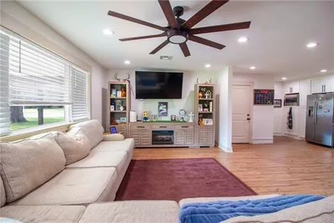 $315,000 | 636 Pine Street, Norco, LA 70079