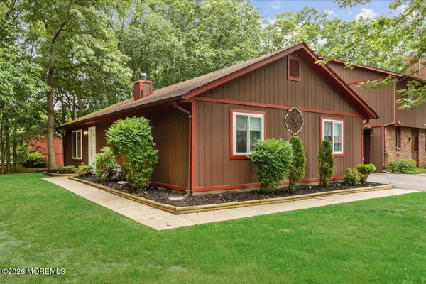 $389,000 | 13 Flamingo Drive, Howell, NJ 07731