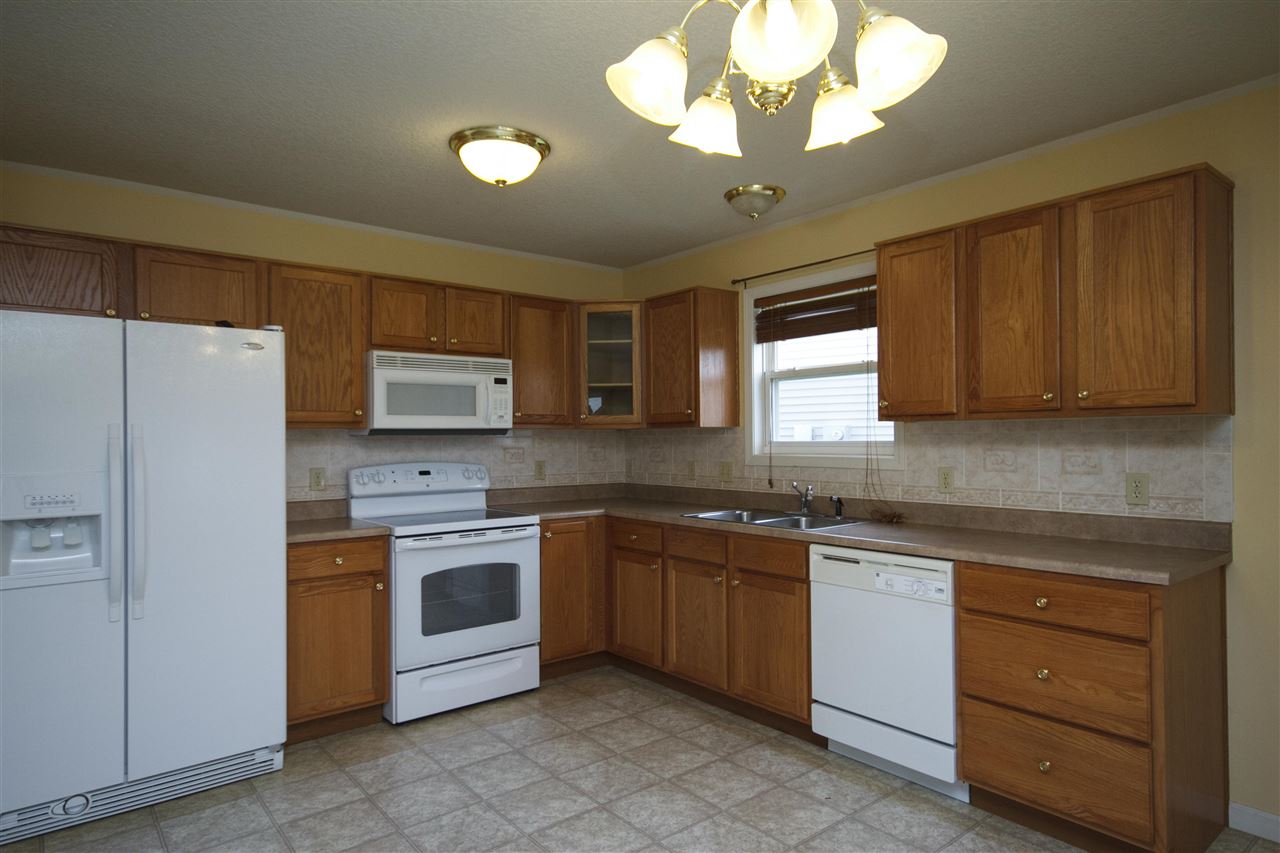 7817 Noble Ridge Place Fort Wayne, IN 46825 - Photo 9 of 23 Gallery Image 9