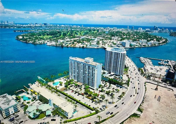 $2,700 | 1865 79th Street, Unit 12G, Miami, FL 33141