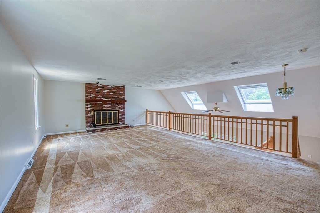 160 Hampton Road Sharon, MA 02067 - Photo 14 of 29