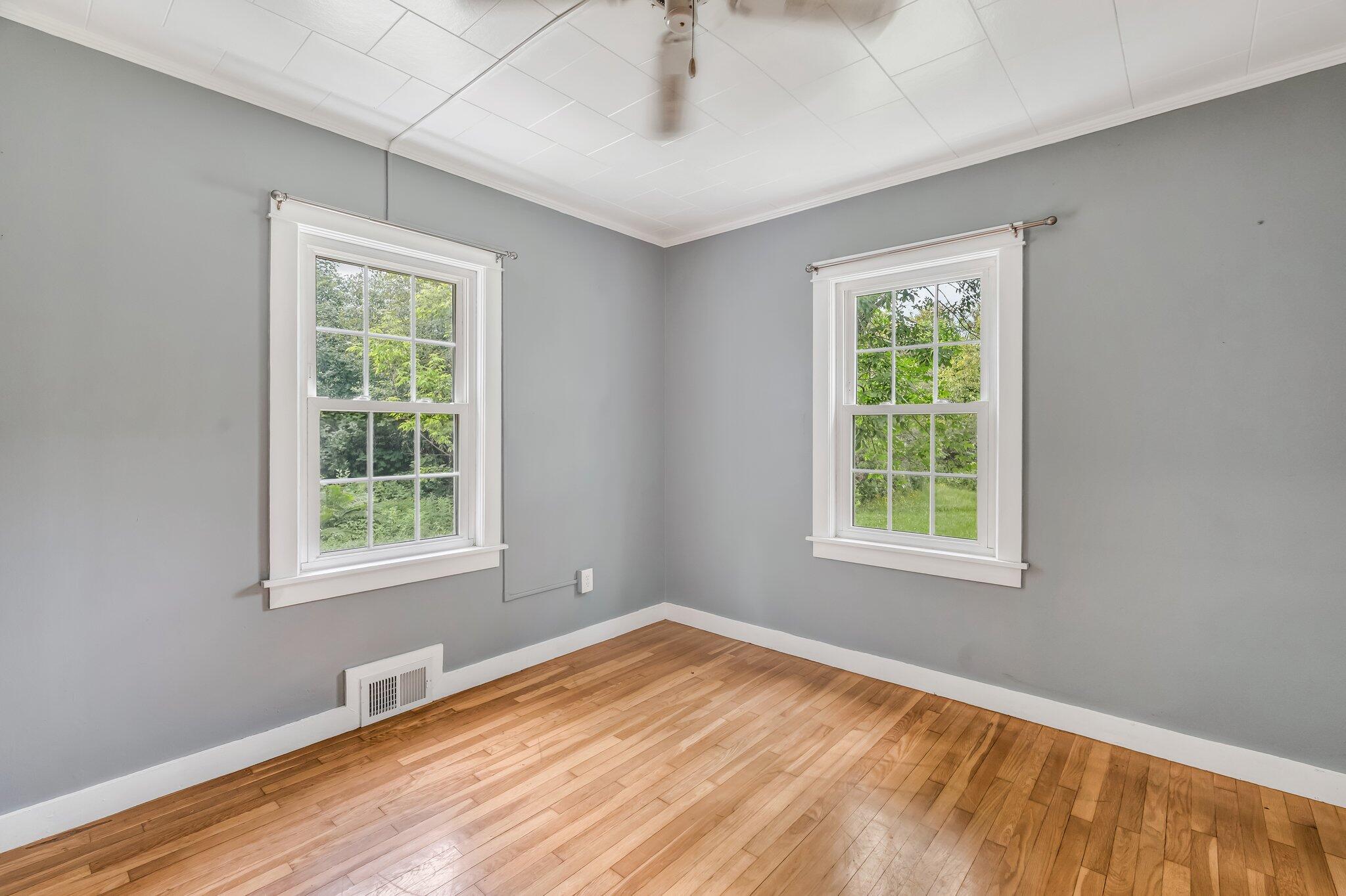 61 18th Street Bangor, ME 04401 - Photo 16 of 23 15-web-or-mls-61-18th-st