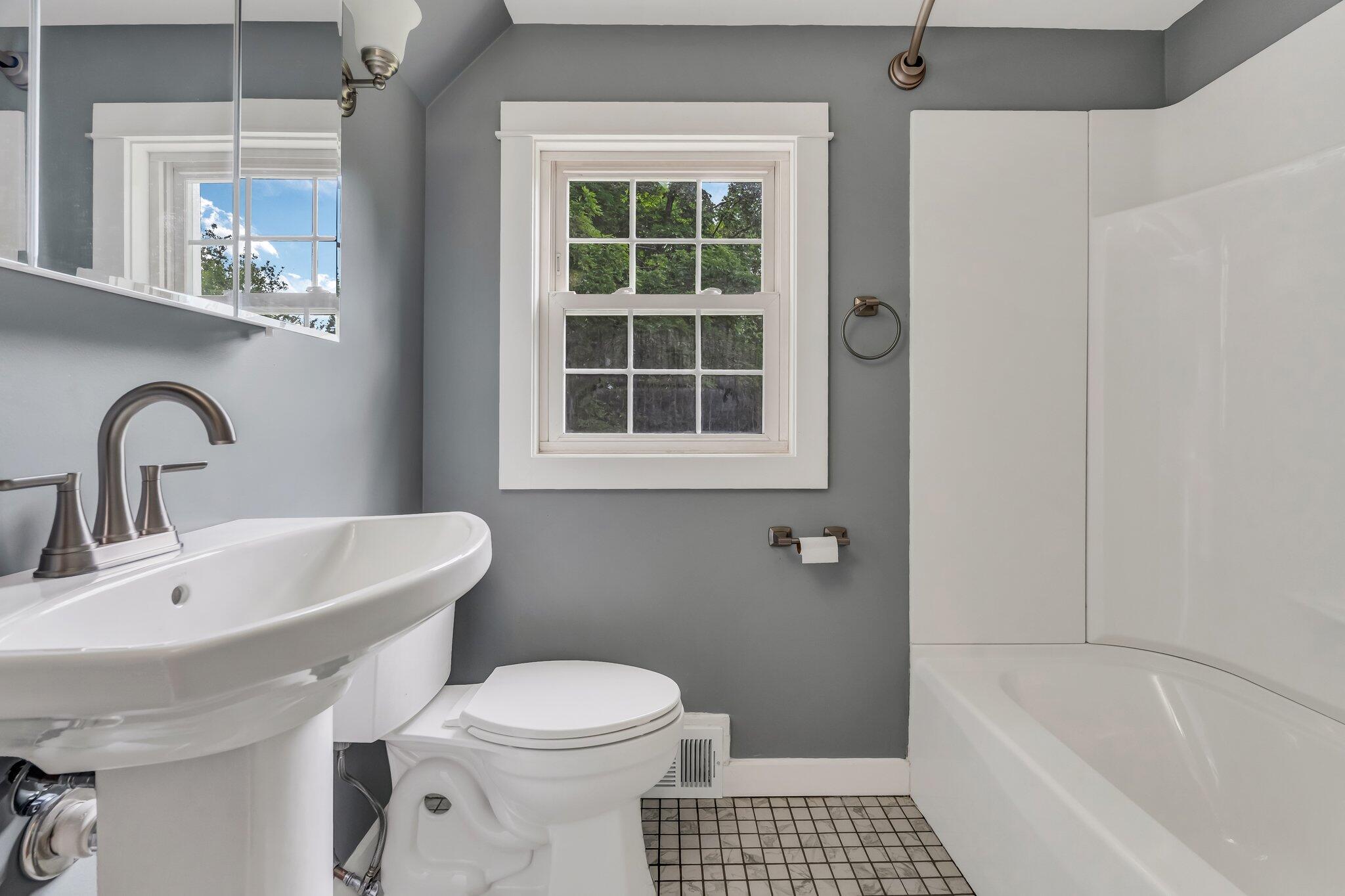 61 18th Street Bangor, ME 04401 - Photo 18 of 23 26-web-or-mls-61-18th-st