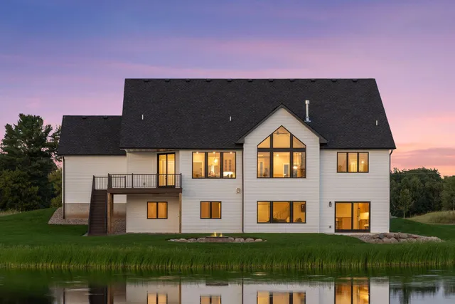 $1,200,000 | 18022 Urbank Street Northeast, Ham Lake, MN 55304