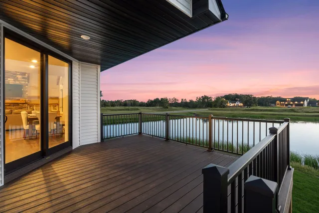 $1,200,000 | 18022 Urbank Street Northeast, Ham Lake, MN 55304