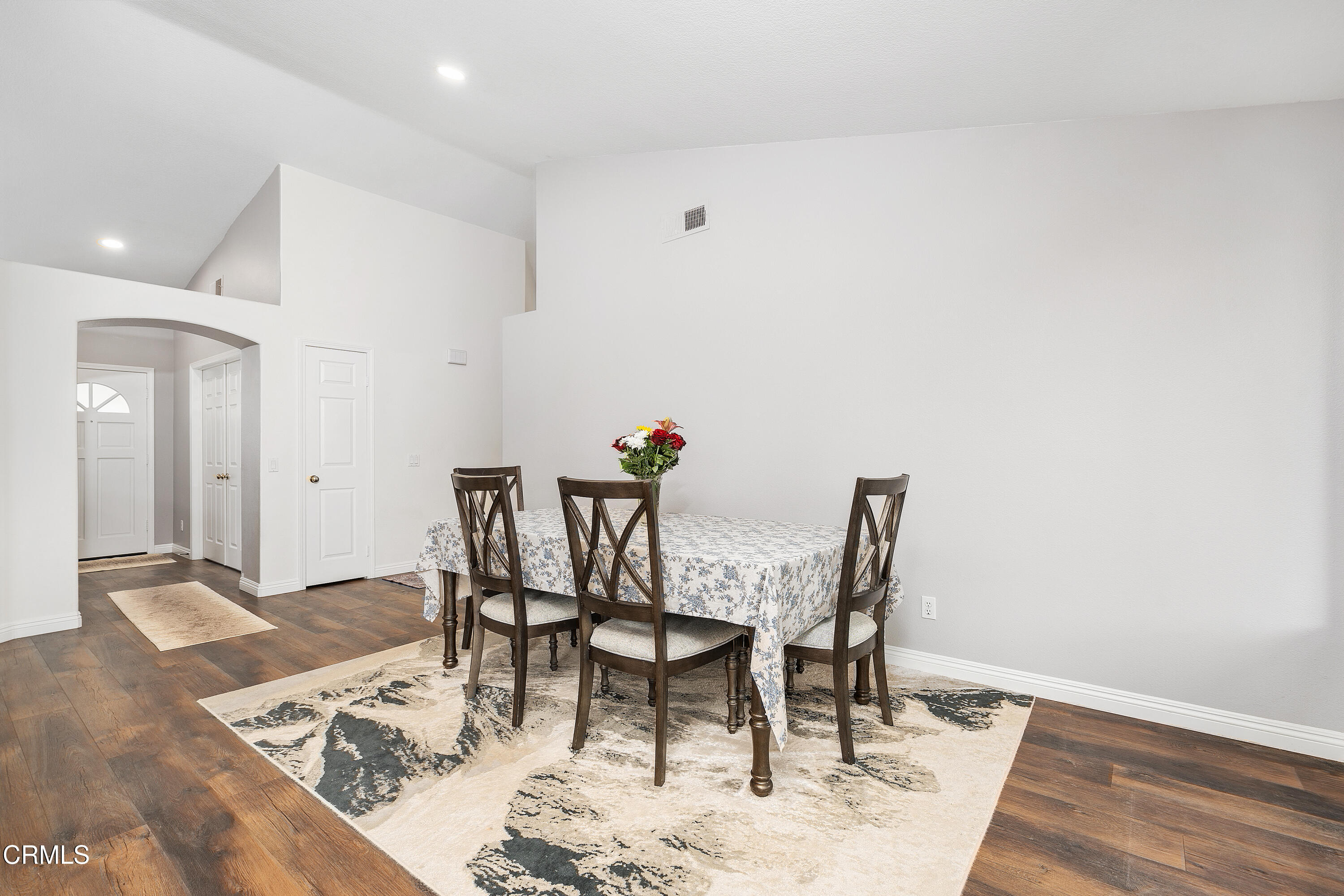 1144 Oriole Circle Fillmore, CA 93015 - Photo 6 of 19 17_11764139_179690_179690-EI-117