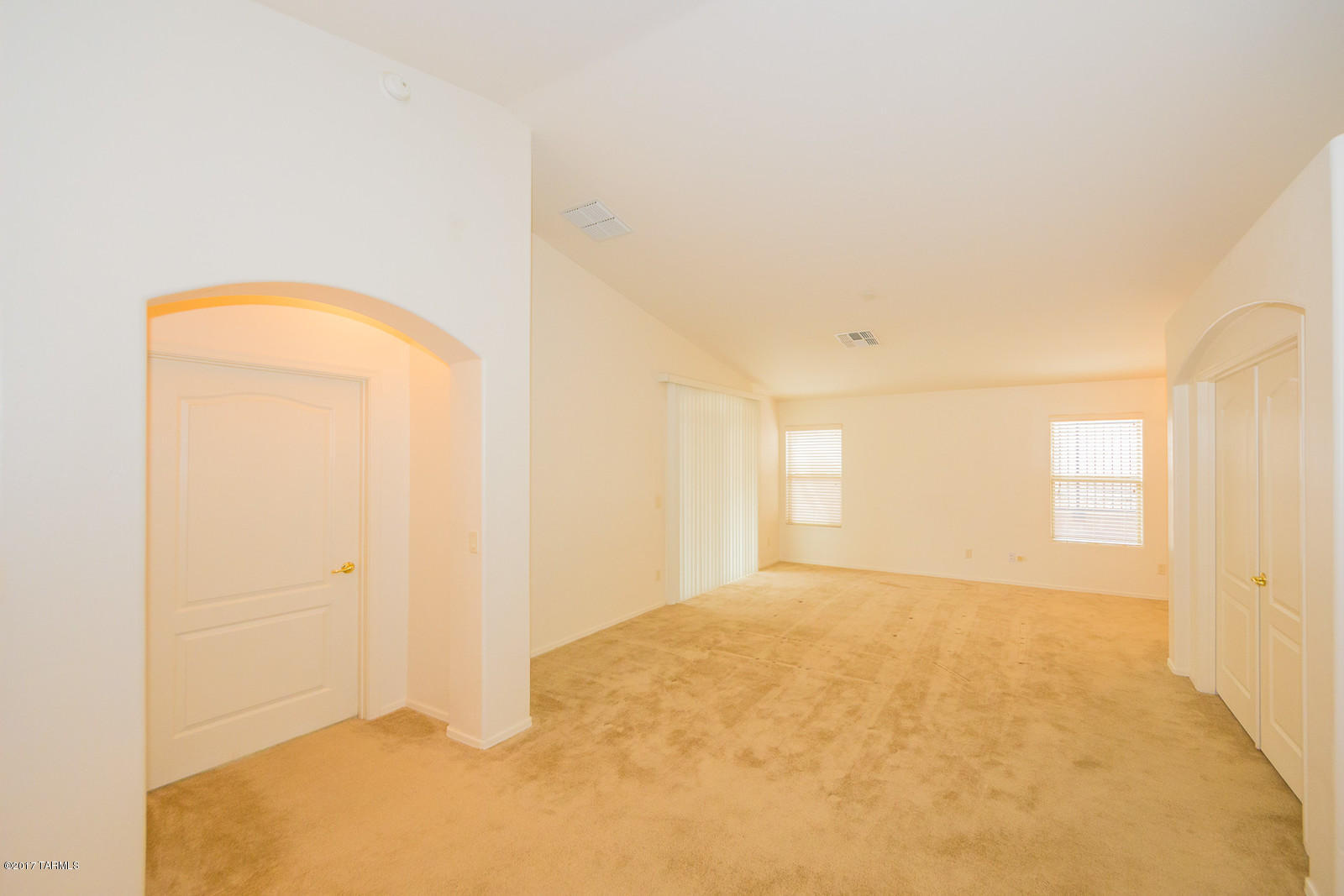 10886 South Arrowhead Spring Drive Vail, AZ 85641 - Photo 7 of 19