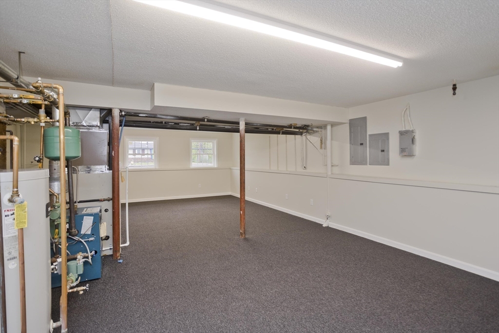 2089 Oak Street Three Rivers, MA 01080 - Photo 34 of 42