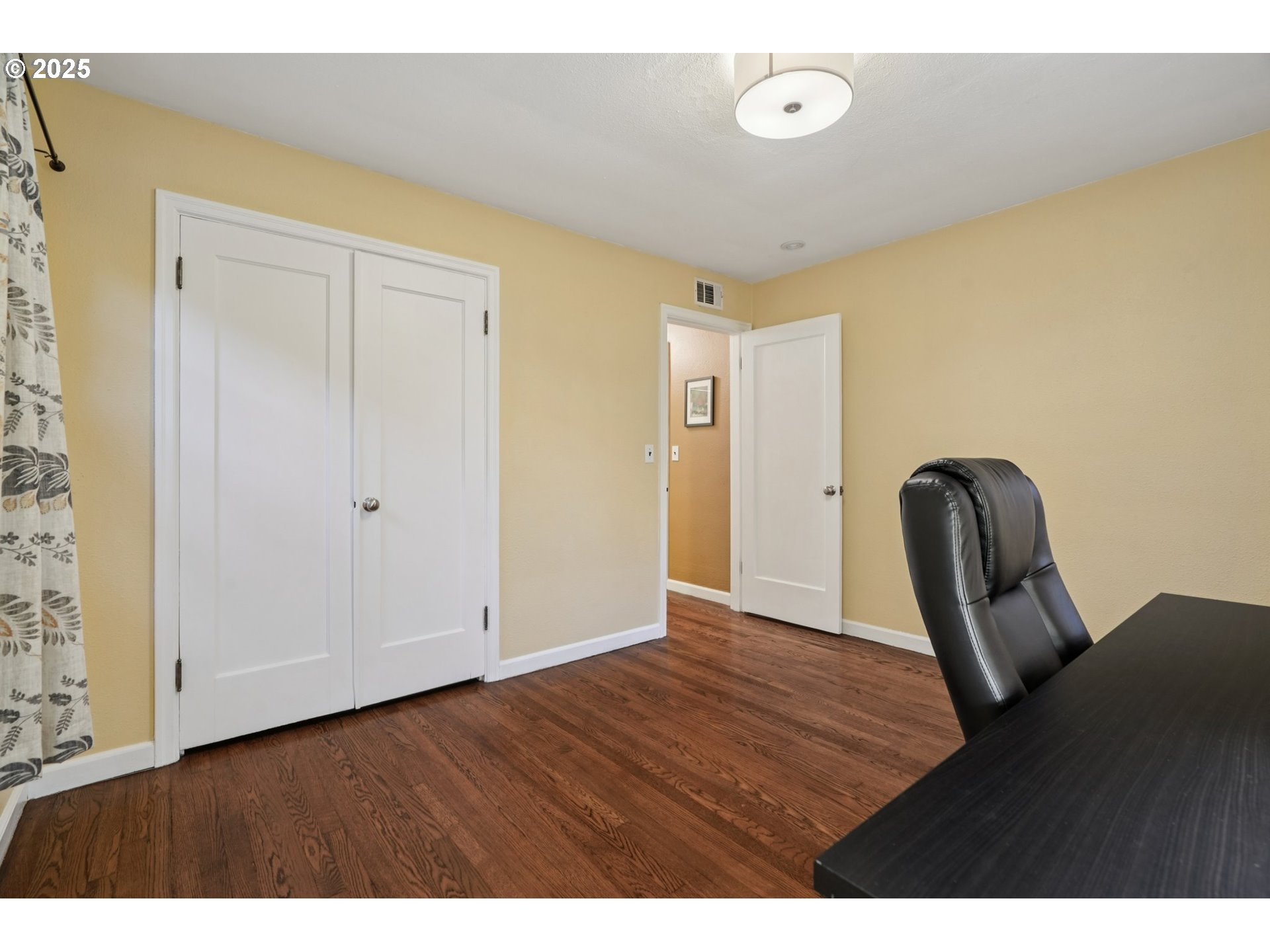 3286 Northeast Holman Street Portland, OR 97211 - Photo 20 of 47