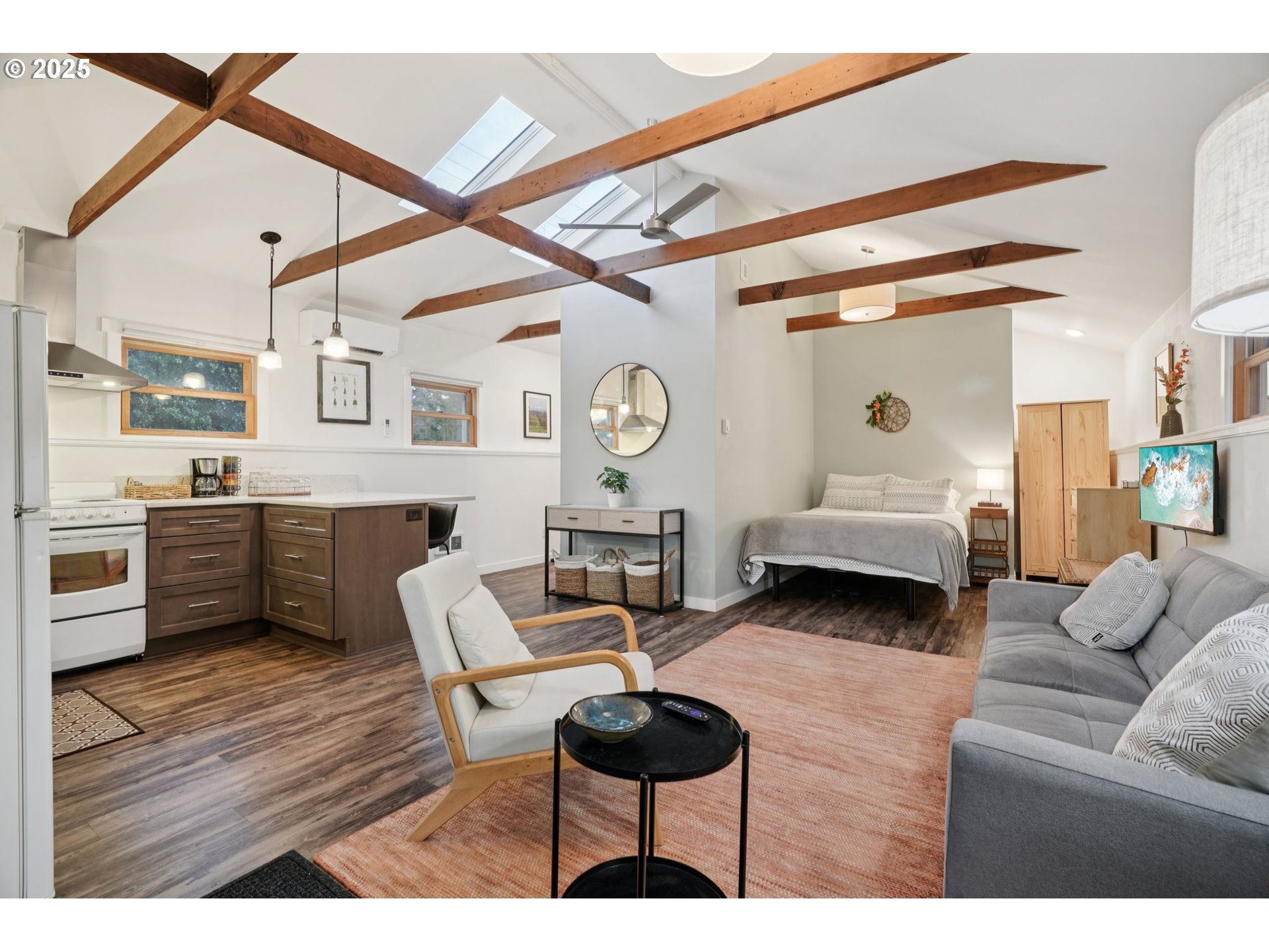 3286 Northeast Holman Street Portland, OR 97211 - Photo 32 of 47