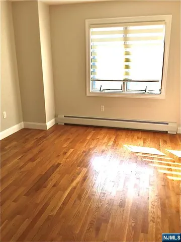 $1,200,000 | 212 7th Street, Unit A, Palisades Park, NJ 07650