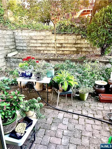 $1,200,000 | 212 7th Street, Unit A, Palisades Park, NJ 07650