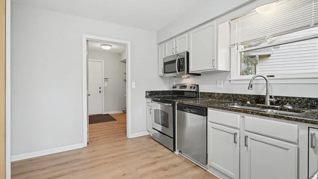 $649,900 | 476 Colin Circle, Ann Arbor, MI 48103