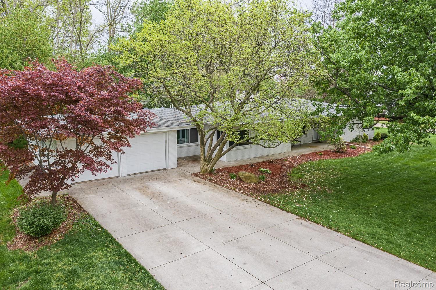Welcome to 219 Barrington Road!