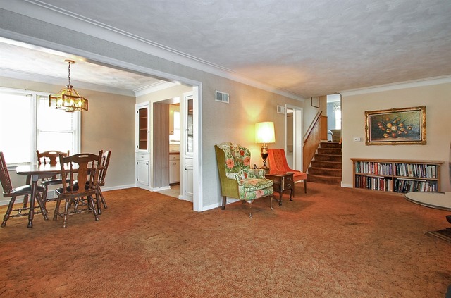 669 East Golf Road Des Plaines, IL 60016 - Photo 3 of 15