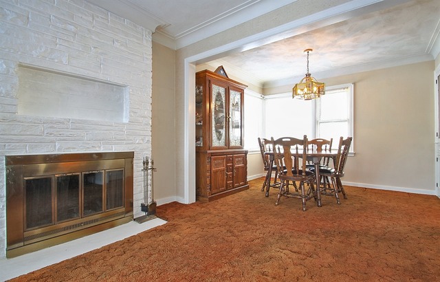 669 East Golf Road Des Plaines, IL 60016 - Photo 4 of 15