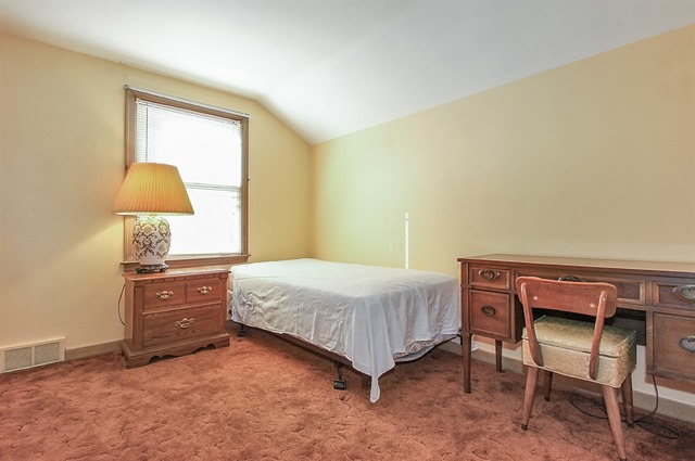 669 East Golf Road Des Plaines, IL 60016 - Photo 10 of 15