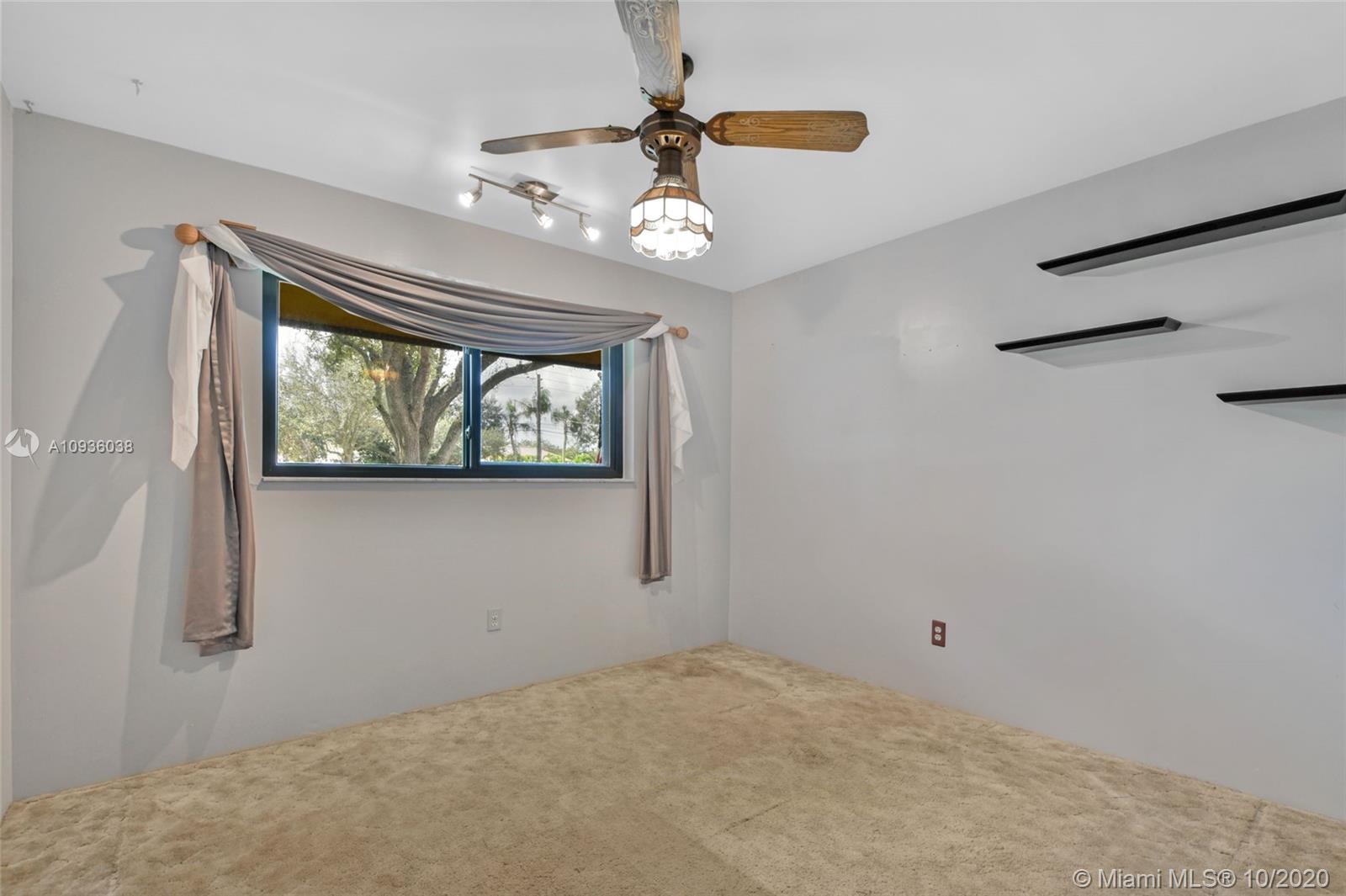 16231 Southwest 60th Street Southwest Ranches, FL 33331 - Photo 22 of 30 Gallery Image 22