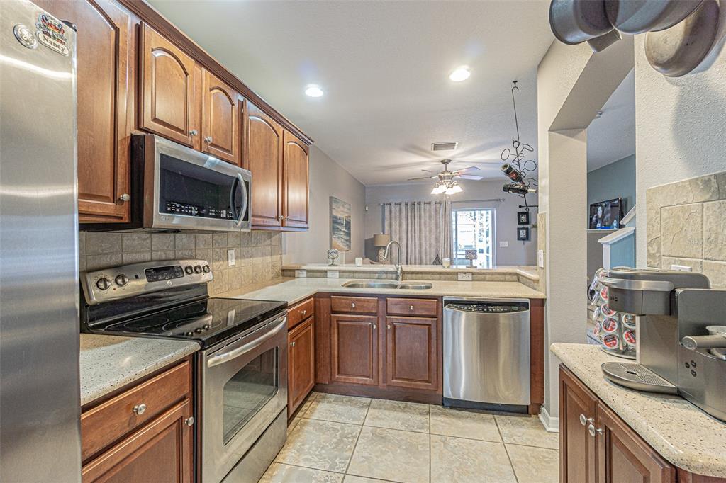 12323 Healey Summit Lane Riverview, FL 33579 - Photo 7 of 28