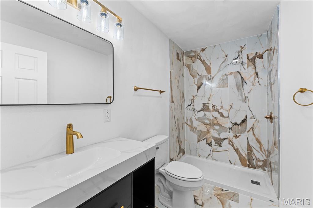 9785 Ridge Heights Road Fairview Heights, IL 62208 - Photo 11 of 56 Gallery Image 11