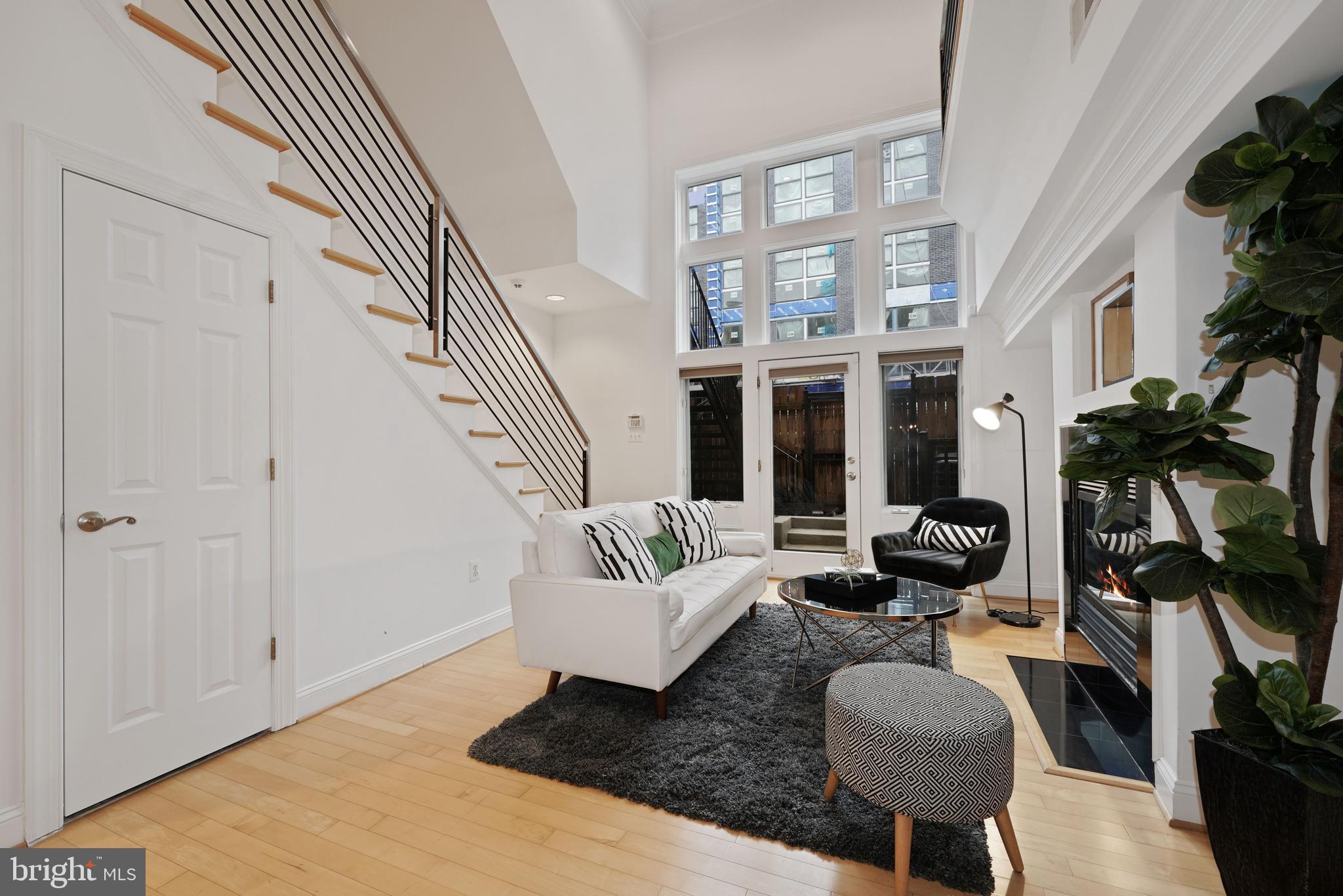 217 R Street Northeast, Unit A Washington, DC 20002 - Photo 8 of 30