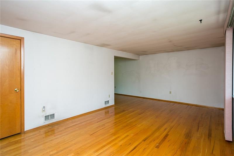 116 Rehoboth Church Road Perryopolis, PA 15473 - Photo 4 of 25 Living Room Area