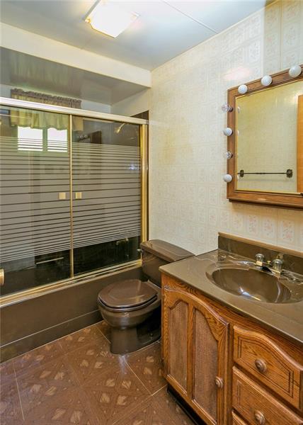 116 Rehoboth Church Road Perryopolis, PA 15473 - Photo 9 of 25 Full Bath