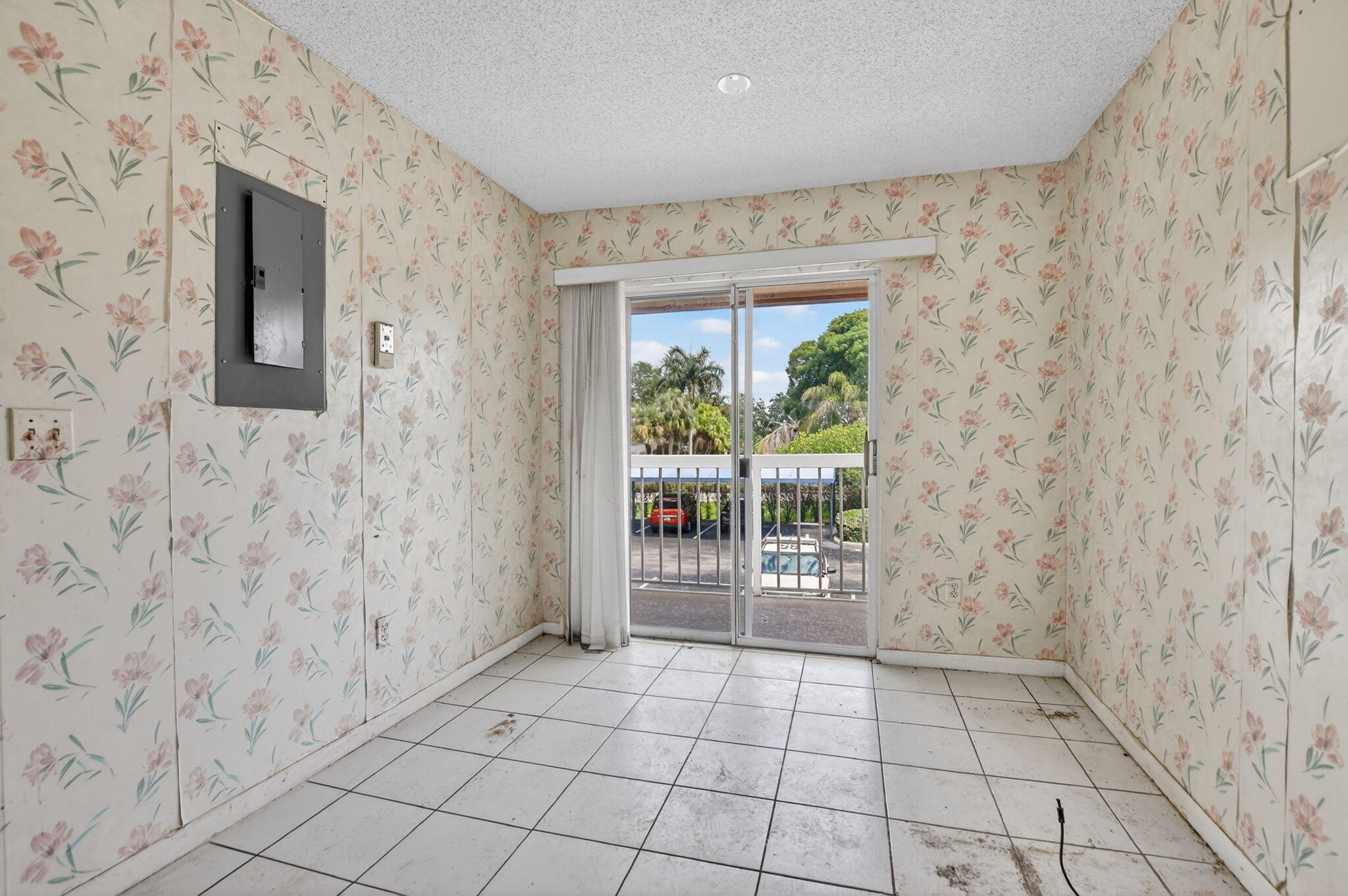280 Northwest 67th Street, Unit B203 Boca Raton, FL 33487 - Photo 7 of 16 Kitchen