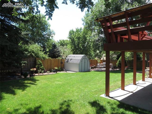 4527 Ridgeglen Road Colorado Springs, CO 80918 - Photo 35 of 35