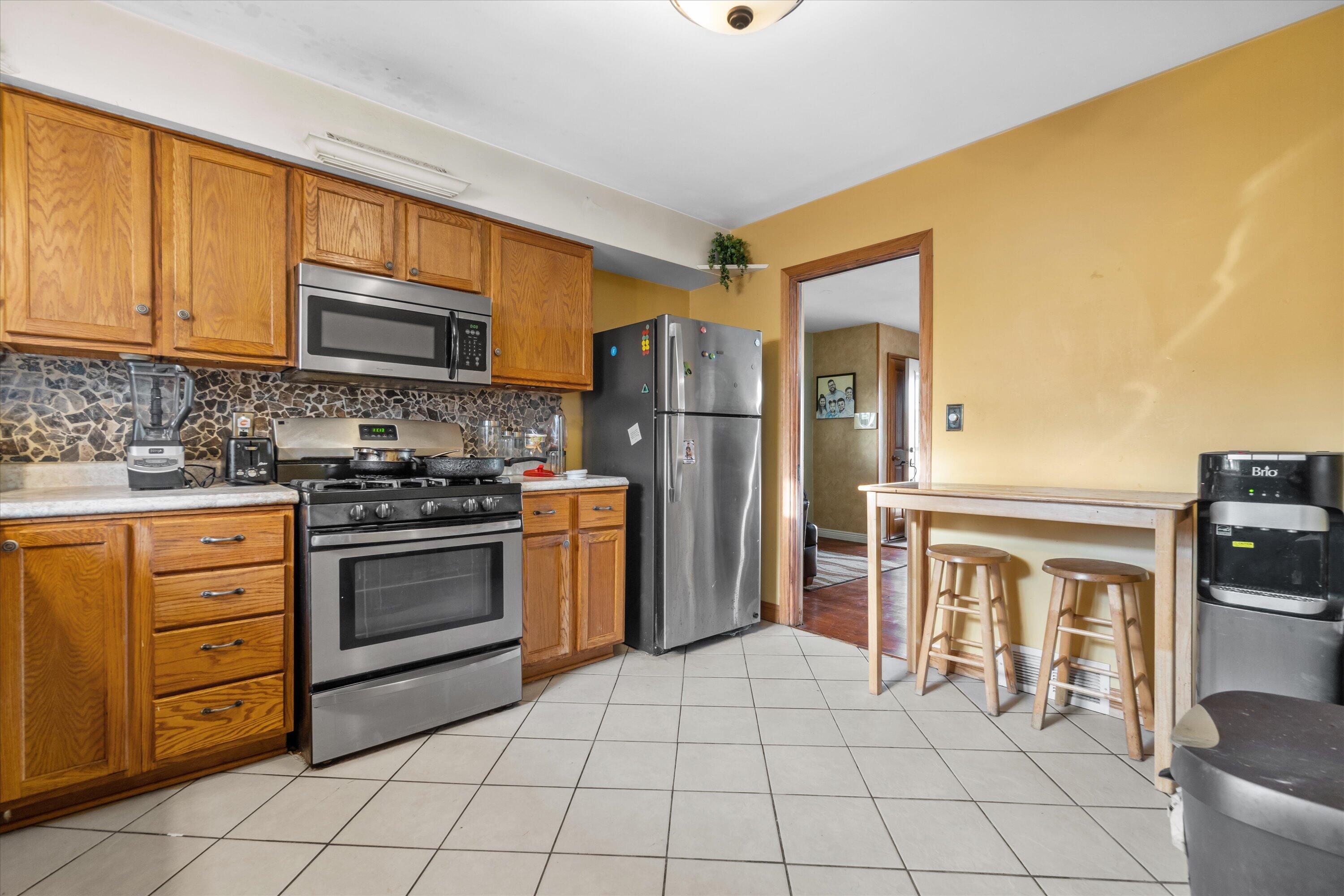 3716 Marquette Street Racine, WI 53402 - Photo 15 of 21 17-DSC00590