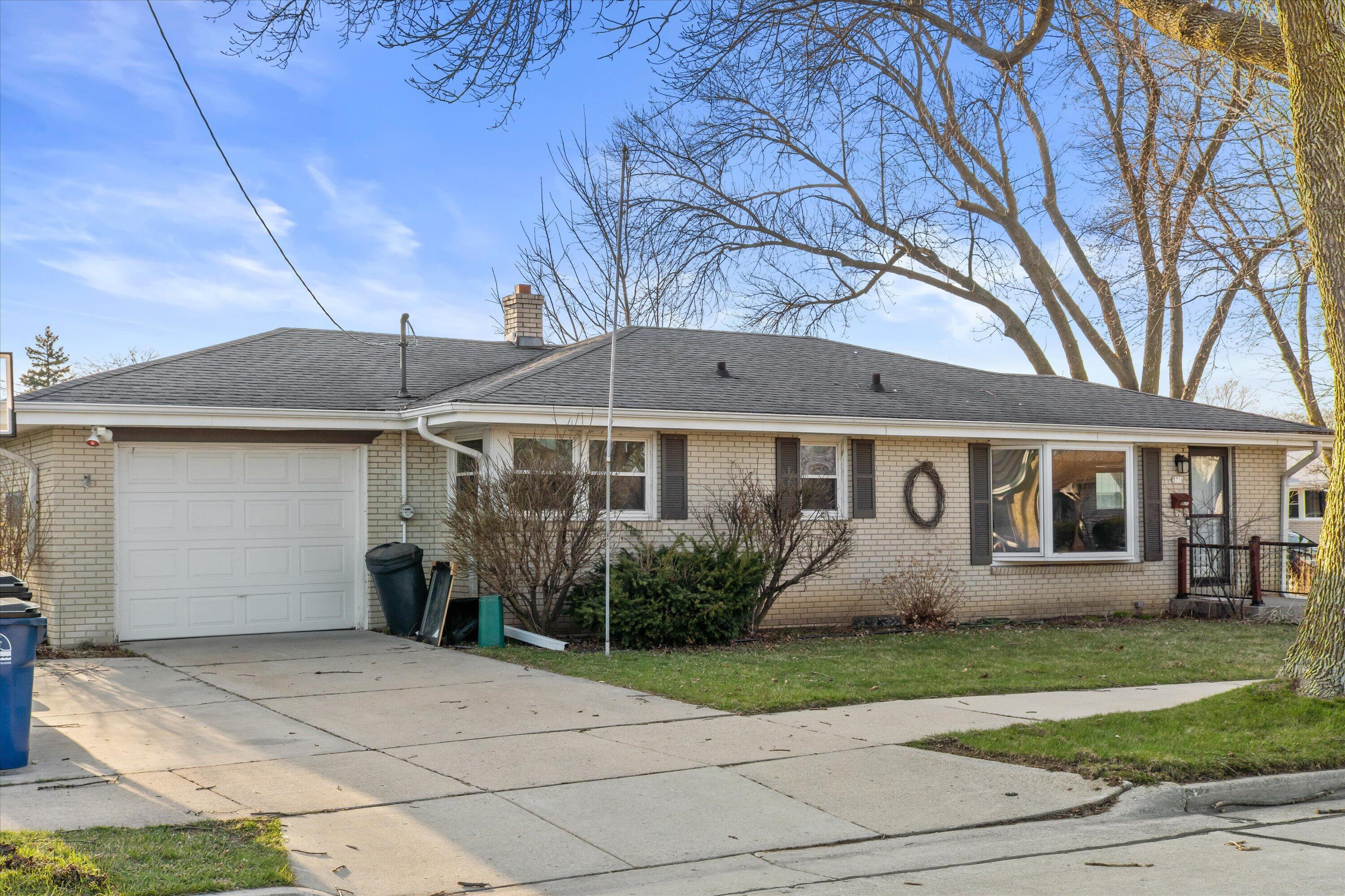 3716 Marquette Street Racine, WI 53402 - Photo 18 of 21 20-DSC00608