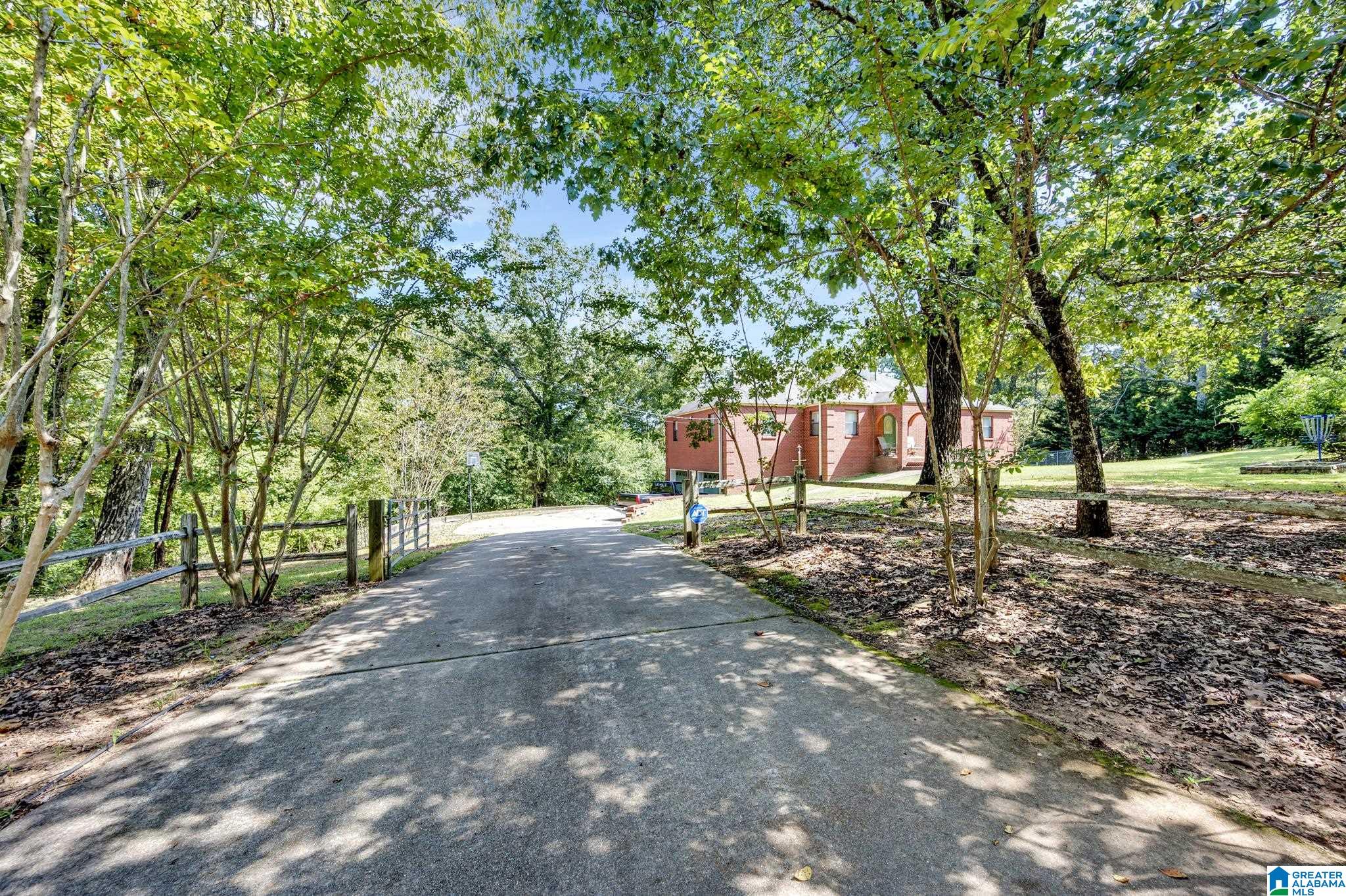 955 Country Road Warrior, AL 35180 - Photo 3 of 26