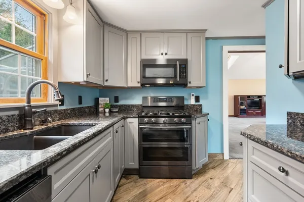 $375,000 | 7 Salem Road, Southwick, MA 01077