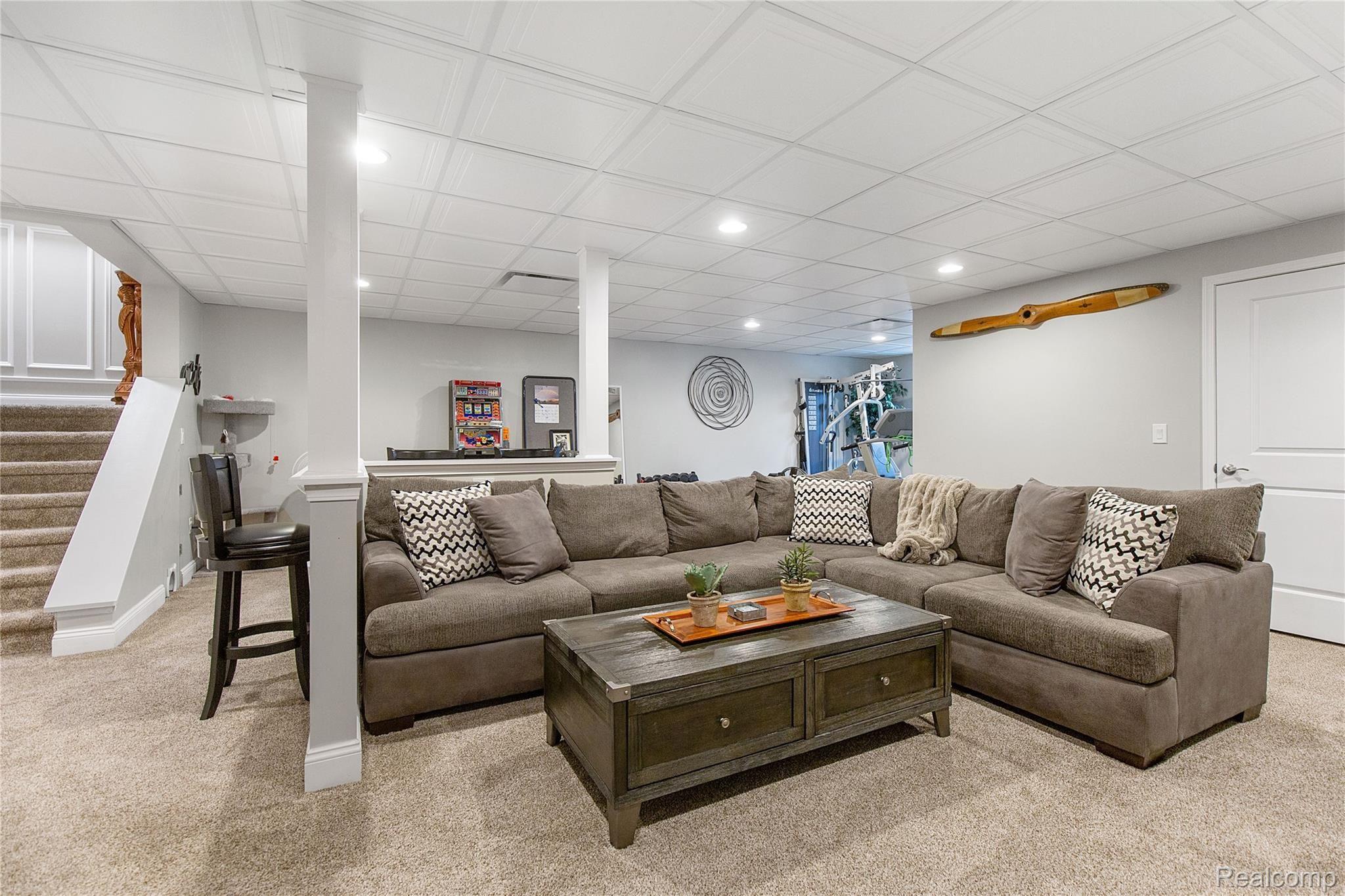 42929 Cardinal Way Novi, MI 48375 - Photo 37 of 46 28.jpg