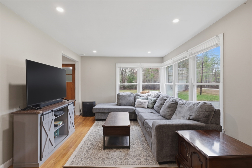 218 Airport Road Gardner, MA 01440 - Photo 12 of 42