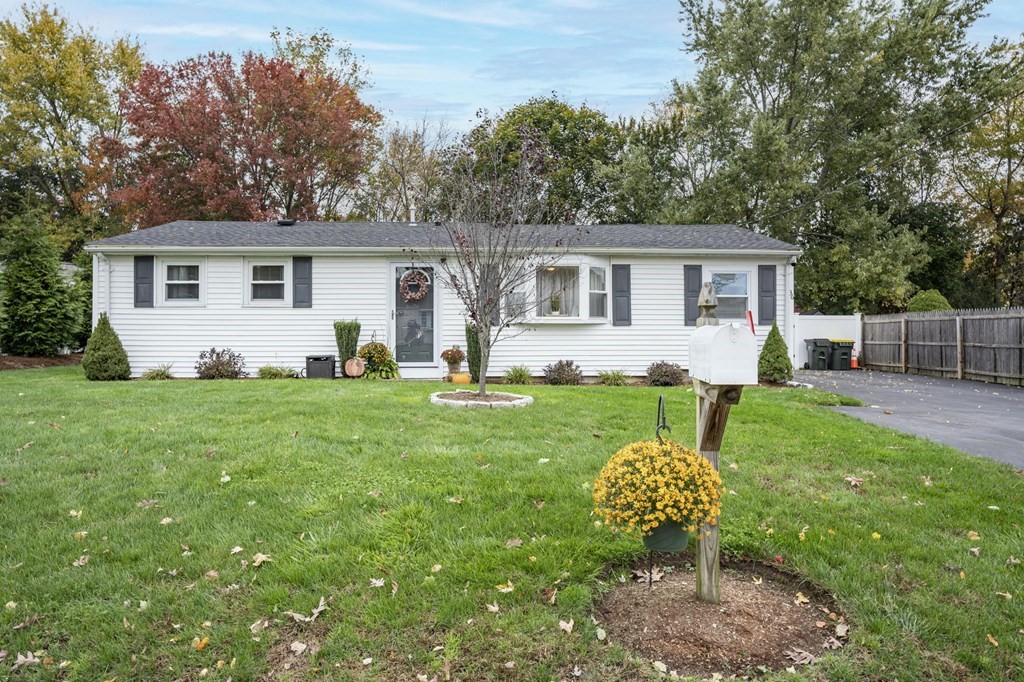 36 Rondeau Road Bellingham, MA 02019 - Photo 1 of 36 Gallery Image 1